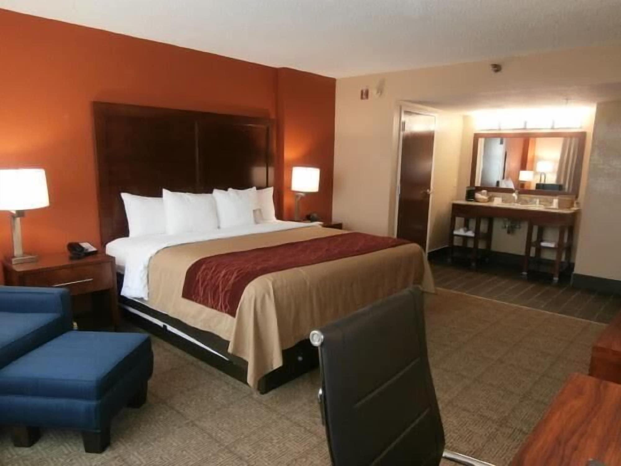Comfort Inn & Suites Lakeland North I-4 Екстер'єр фото