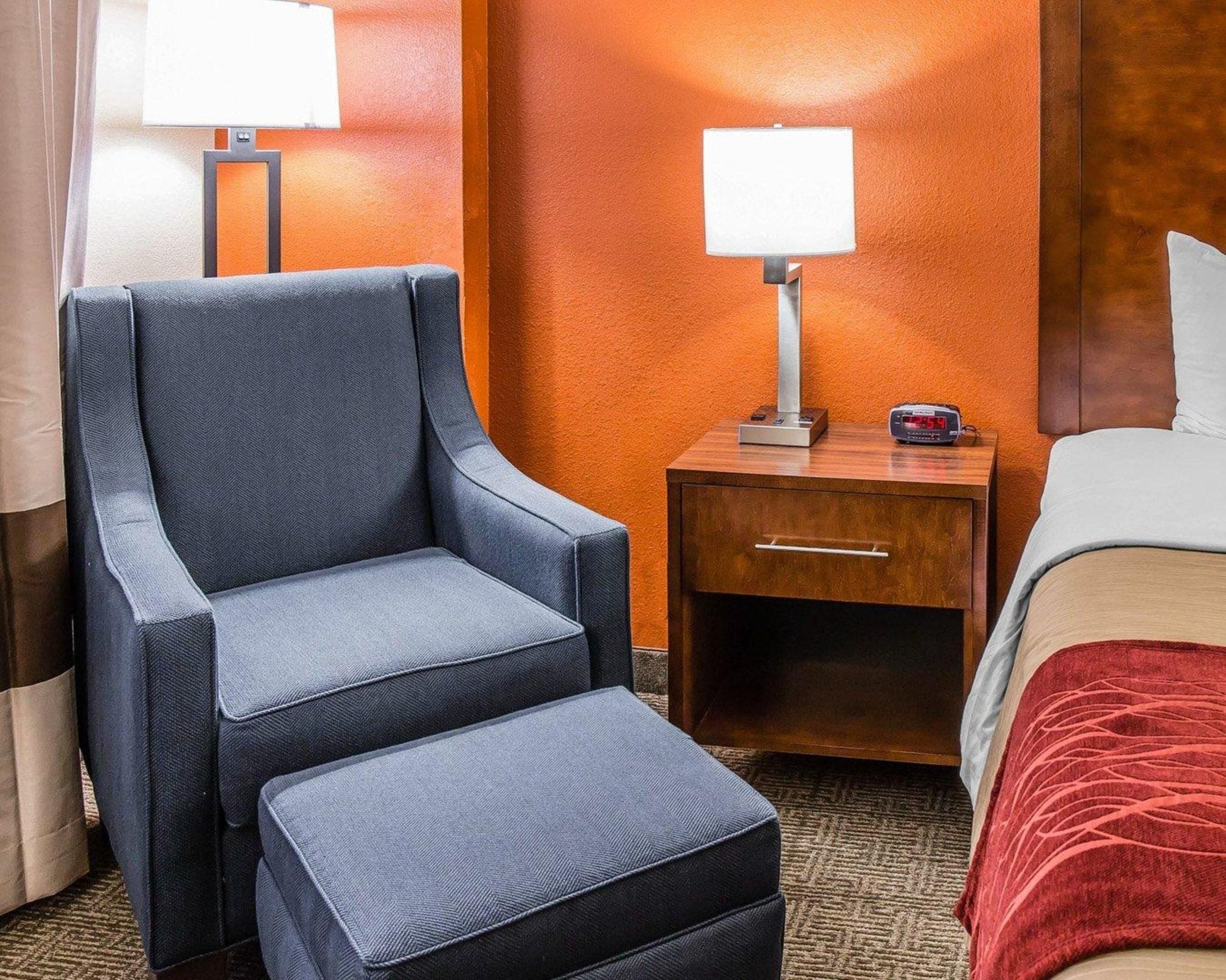 Comfort Inn & Suites Lakeland North I-4 Екстер'єр фото