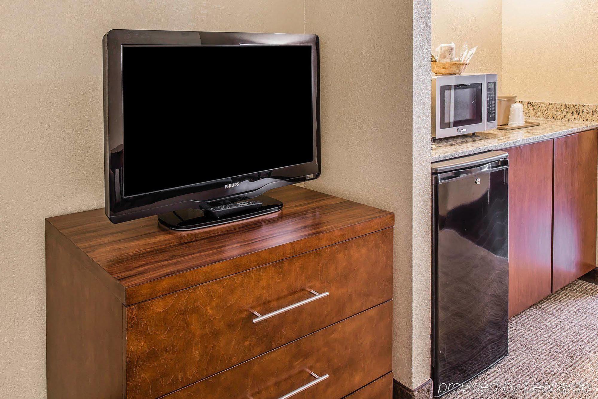 Comfort Inn & Suites Lakeland North I-4 Екстер'єр фото