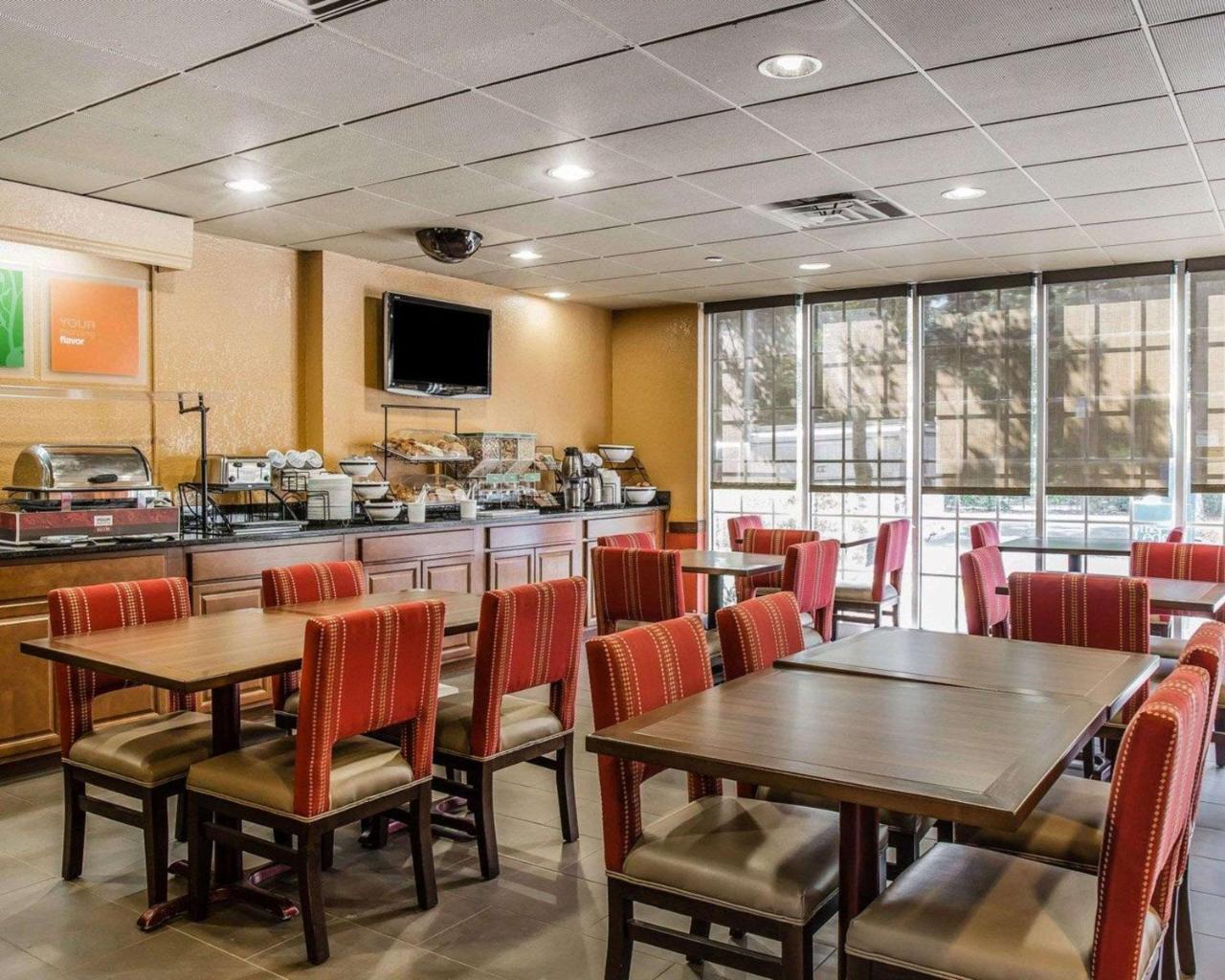Comfort Inn & Suites Lakeland North I-4 Екстер'єр фото