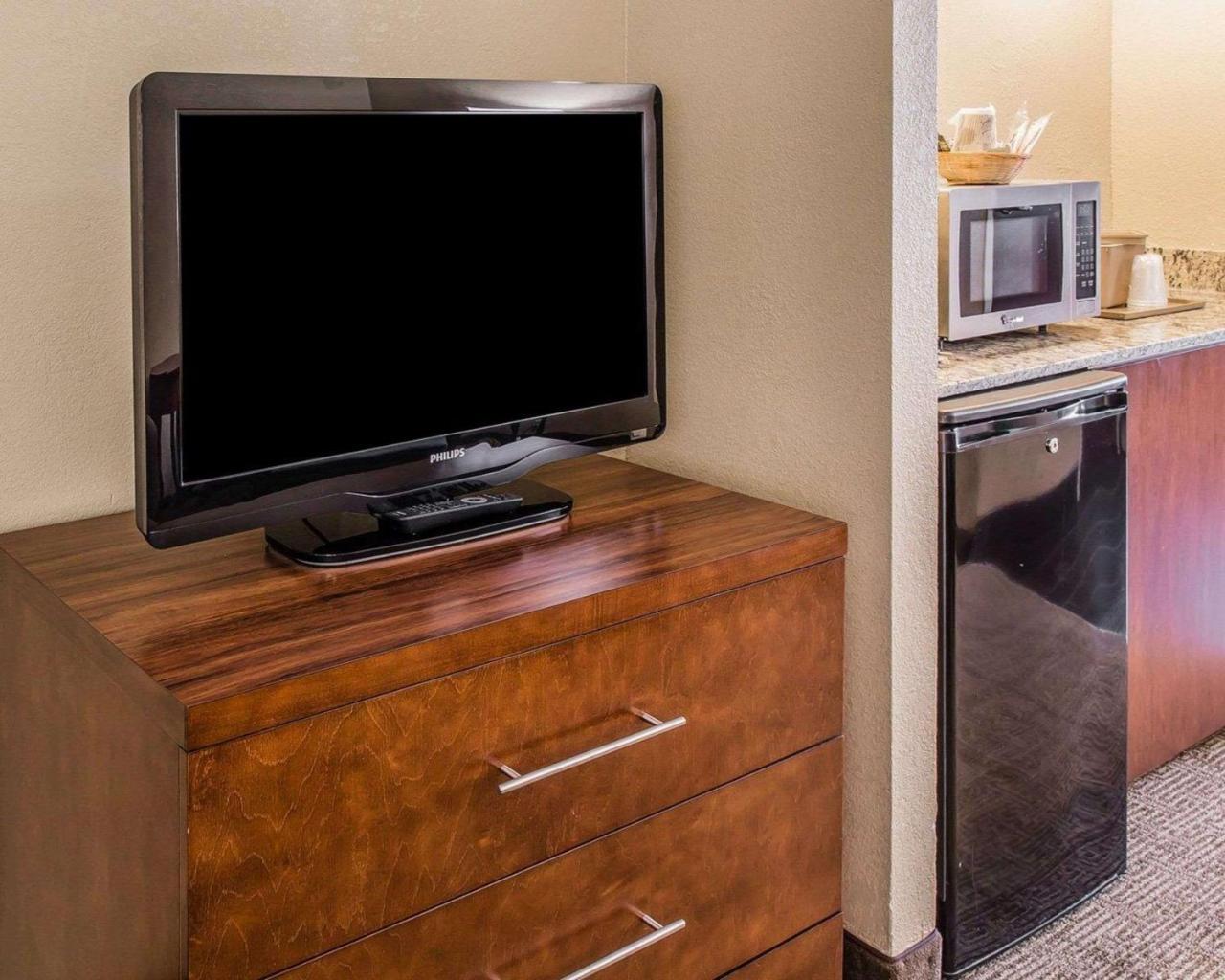 Comfort Inn & Suites Lakeland North I-4 Екстер'єр фото