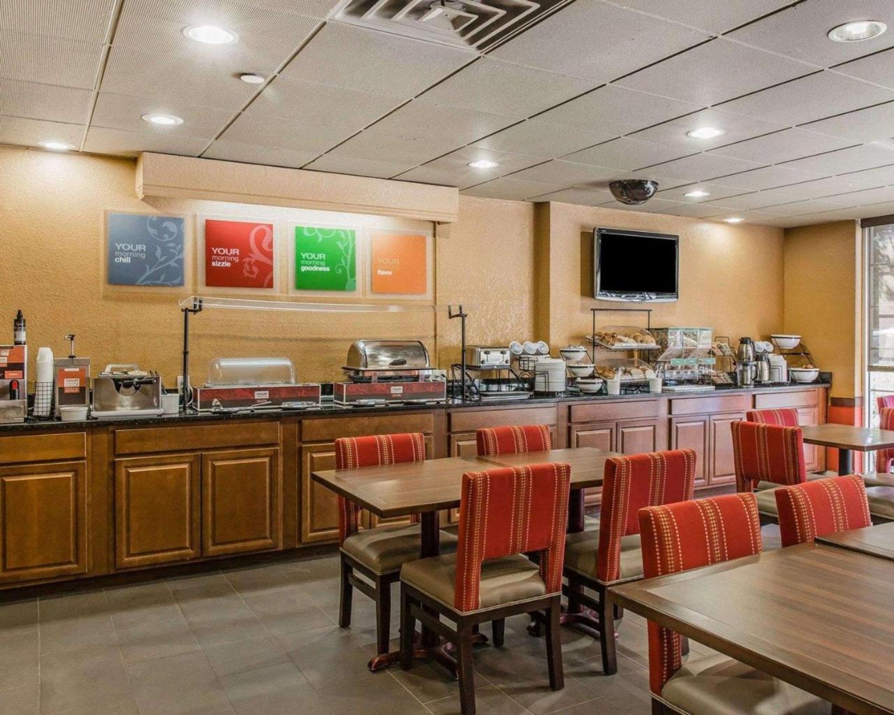 Comfort Inn & Suites Lakeland North I-4 Екстер'єр фото